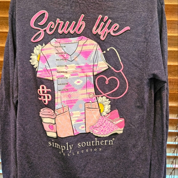 Simply Southern Scrub Life-NWT Medium - Picture 1 of 4